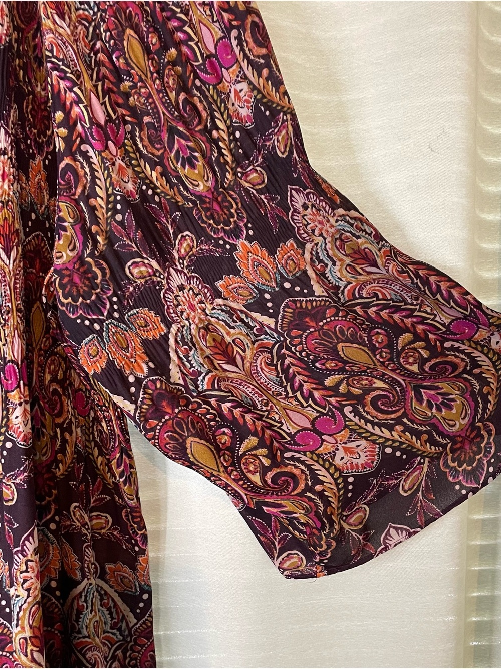Avenue Paisley Tunic in Plum, Pink & Gold - Picture 5 of 8